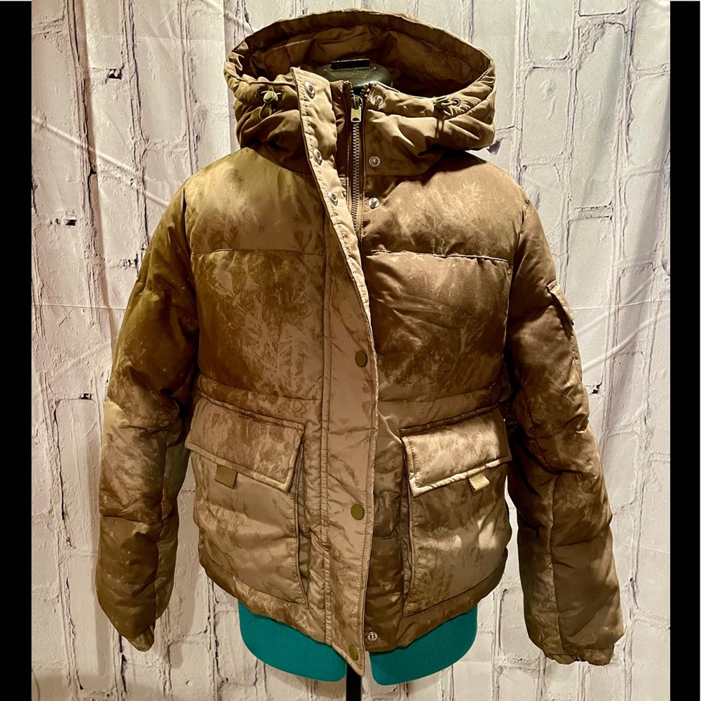 New w/ Tags Cute Army Green Hooded Puffer Coat